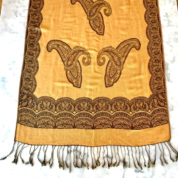 Cashmere Stole - Picture 2 of 5